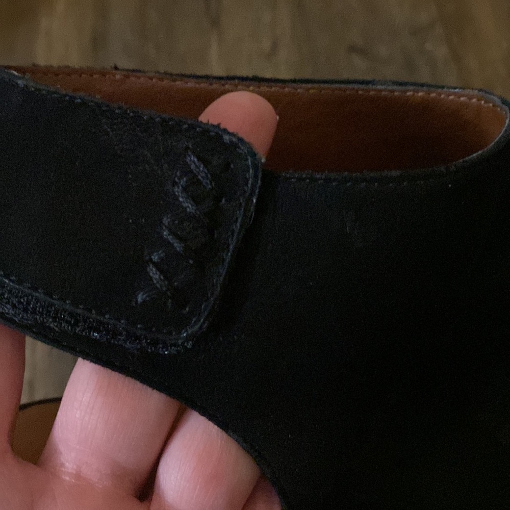 Lucky Brand Size 8 Shoes - Picture 5 of 7